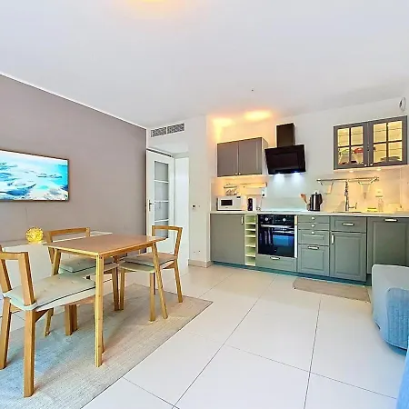 Appartement Cosy Juan-les-pins Front Cocoon For 3 Antibes