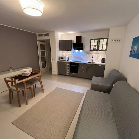 Cosy Juan-les-pins Front Cocoon For 3